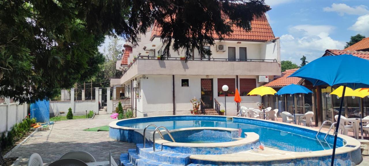 Family Hotel Saint Peter Saints Constantine and Helena Exterior foto