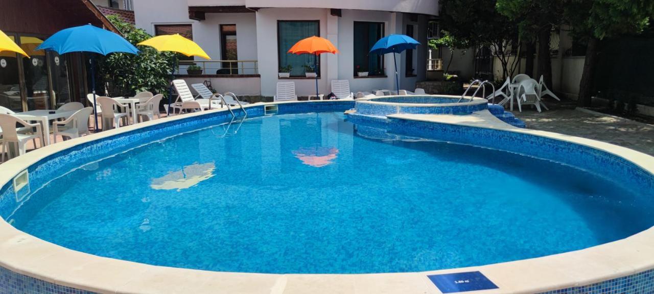 Family Hotel Saint Peter Saints Constantine and Helena Exterior foto